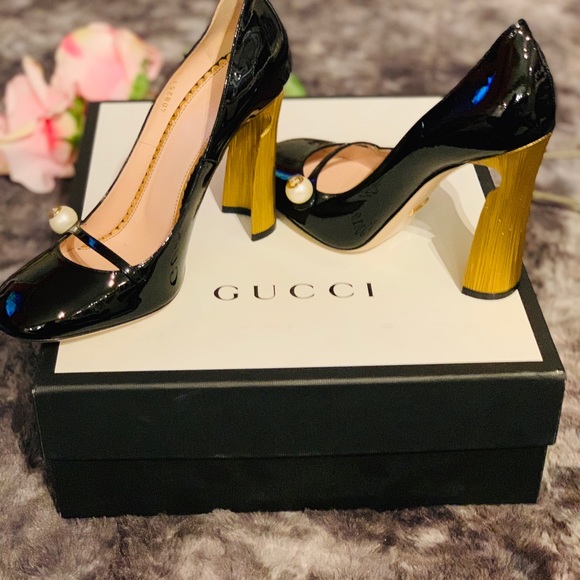 gucci arielle